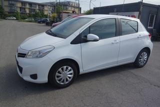 Toyota Yaris 1,0i ČR 2.MAJ. ! 2 x kola !! hatchback