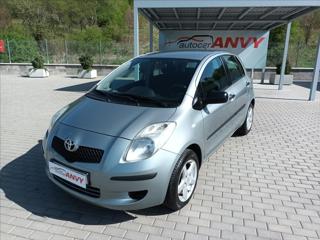 Toyota Yaris 1,3 VVT-i,64KW,ČR,KLIMA,KOLA hatchback