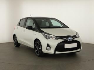 Toyota Yaris 1.5 Hybrid 74kW hatchback