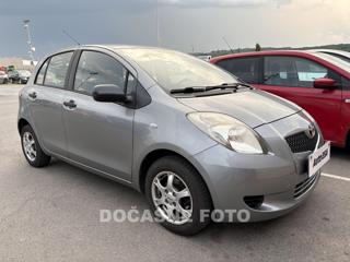 Toyota Yaris 1.0 VVT-i, ČR hatchback