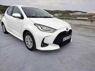 Toyota Yaris 1.5 hybrid hatchback