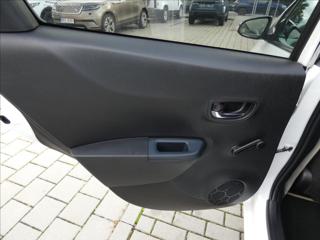 Toyota Yaris 1,3 1.33 VVT-i Trend,ČR,kamera hatchback - Foto 17