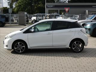 Toyota Yaris 1,3 1.33 VVT-i Trend,ČR,kamera hatchback - Foto 2