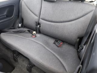 Toyota Yaris 1.0,50KW,Manuál hatchback - Foto 10