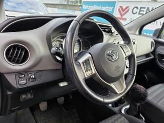 Toyota Yaris 1.3-KAMERA-VYHŘÍV.SED.-ISOFIX hatchback - Foto 3