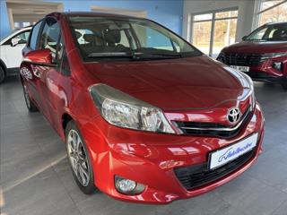 Toyota Yaris 1,3   1.MAJ,SERVISKA,AUTOMAT,ČR kombi