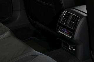 Volkswagen Arteon R 2.0TSI 235kW DSG DCC Tažné kombi - Foto 21