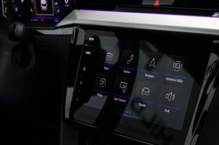 Volkswagen Arteon R 2.0TSI 235kW DSG DCC Tažné kombi - Foto 24