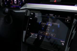 Volkswagen Arteon R 2.0TSI 235kW DSG DCC Tažné kombi - Foto 27