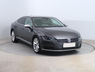 Volkswagen Arteon 2.0 TDI 110kW sedan