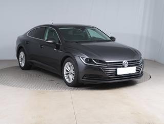 Volkswagen Arteon 2.0 TDI 110kW sedan