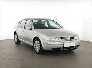Volkswagen Bora 1.9 TDI  85kW sedan