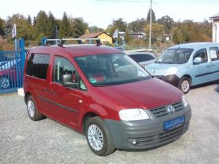 Volkswagen Caddy 1.6i / 75 KW , 7 míst kombi