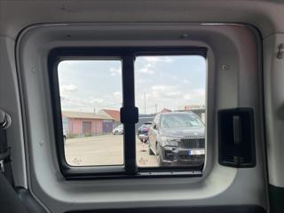 Volkswagen Caddy 2,0 TDi 5míst D.Klima*PDC Tempomat*2x boční dveře! Servisní historie VW! Rozvody! MPV - Foto 25