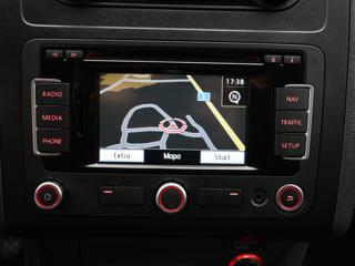Volkswagen Caddy 1,2 TSI Cup 1.Maj Navi Tažné MPV - Foto 25