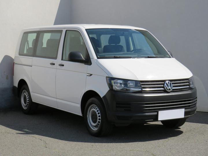 Volkswagen Caravelle - ilustrační obrázek