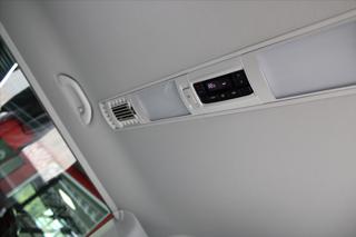 Volkswagen Caravelle T6.1 TDi 110kW 4MOTION ACC/Tažné minibus - Foto 18