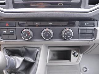 Volkswagen Crafter 2,0 TDI 103kW L2H2 CZ LED DPH skříň - Foto 17