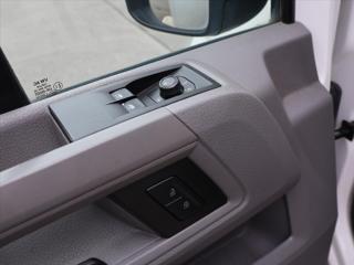 Volkswagen Crafter 2,0 TDI 103kW L2H2 CZ LED DPH skříň - Foto 13