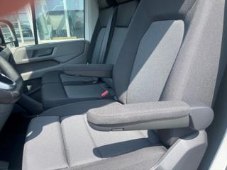 Volkswagen Crafter 35 130kW 8AU FWD DR skříň - Foto 10