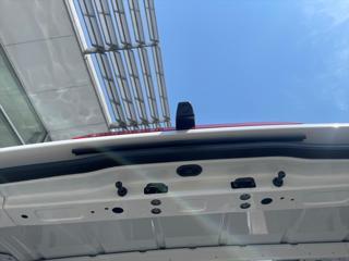 Volkswagen Crafter 35 130kW 8AU FWD DR skříň - Foto 26