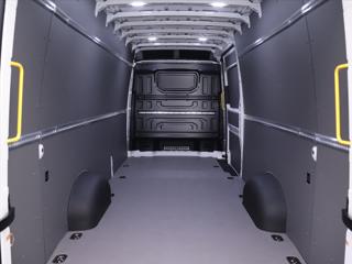 Volkswagen Crafter 2,0 TDI 35 Automat L5H2 Tažné užitkové - Foto 10