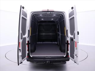 Volkswagen Crafter 2,0 TDI 35 Aut DR CZ DPH Tažné užitkové - Foto 9