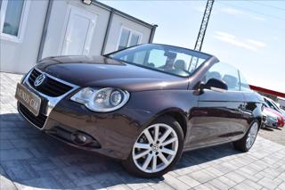Volkswagen EOS 2,0 FSI 110KW KŮŽE SERVIS kabriolet