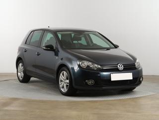 Volkswagen Golf 1.6 TDI 77kW hatchback