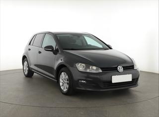 Volkswagen Golf 1.2 TSI 77kW hatchback