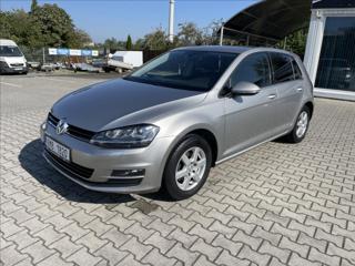 Volkswagen Golf 1,4 TSI 92 kW BMT Comfortline hatchback