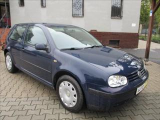 Volkswagen Golf 1,6 i  KLIMA hatchback