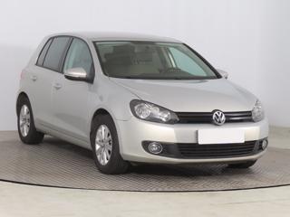 Volkswagen Golf 1.6 TDI 77kW hatchback