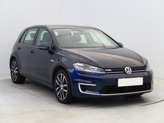 Volkswagen Golf 32 kWh, 37 Ah 100kW hatchback