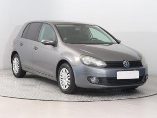 Volkswagen Golf 1.6 TDI 77kW hatchback