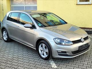 Volkswagen Golf 1,2 TSi *SERV.KNÍŽKA* hatchback