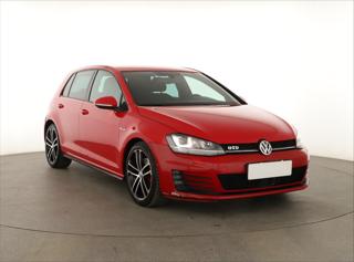 Volkswagen Golf 2.0 TDI GTD 135kW hatchback