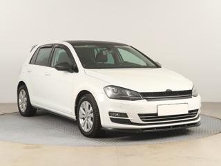 Volkswagen Golf 1.2 TSI 81kW hatchback