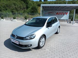 Volkswagen Golf 1,2 TSI,63KW,STYLE,SERVISKA hatchback