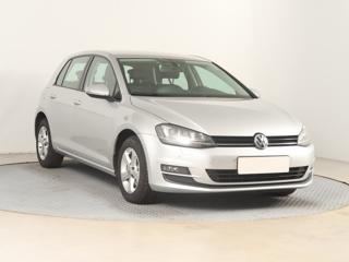 Volkswagen Golf 1.2 TSI 77kW hatchback