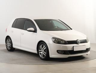 Volkswagen Golf 1.6 TDI 77kW hatchback