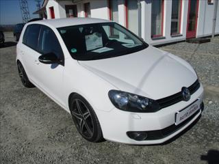 Volkswagen Golf 1,4 TSI, serviska, aut. klima, hatchback