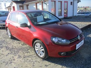 Volkswagen Golf 1,2 TSI, servis, digi. klima, hatchback