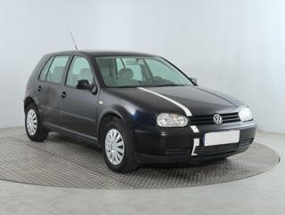 Volkswagen Golf 1.6 74kW hatchback