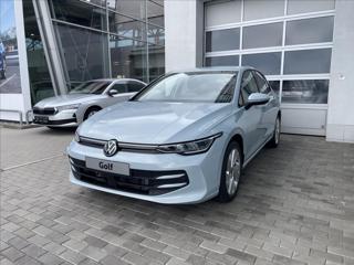 Volkswagen Golf 1,5 TSI 6G  People hatchback