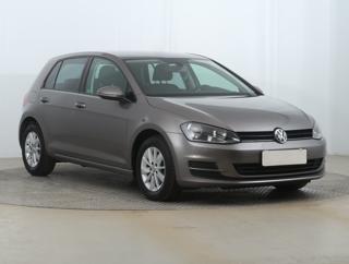 Volkswagen Golf 1.6 TDI 81kW hatchback