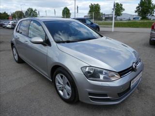 Volkswagen Golf 1,2 TSi 63kW serviska,závěs,2xkola hatchback