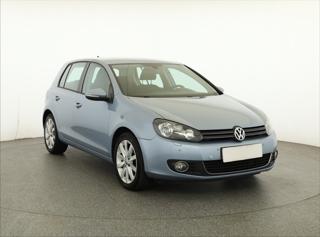 Volkswagen Golf 1.6 TDI 77kW hatchback