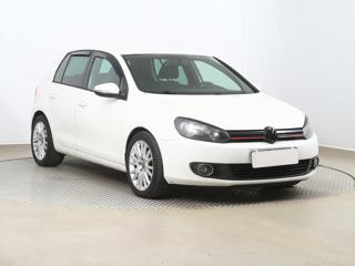 Volkswagen Golf 1.6 TDI 77kW hatchback