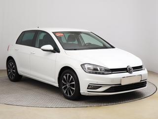 Volkswagen Golf 1.6 TDI 85kW hatchback